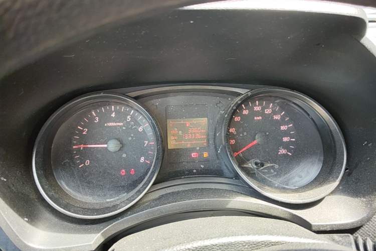 Used Wuling Hongguang 2019 1.5L S Basic Version China VI Standard LAR Instrument Cluster