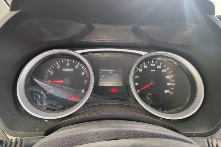 Used Wuling Hongguang 2019 1.5L S Comfort Edition China VI LAR Instrument Cluster