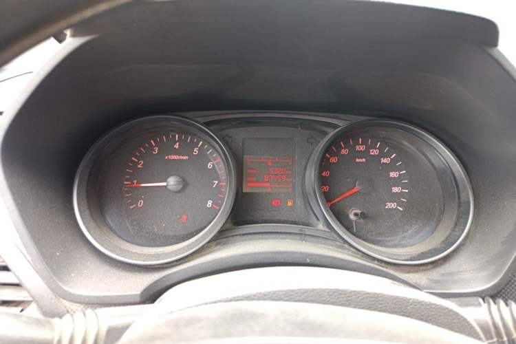 Used Wuling Hongguang 2019 1.5L S Basic Version China VI Standard LAR Instrument Cluster