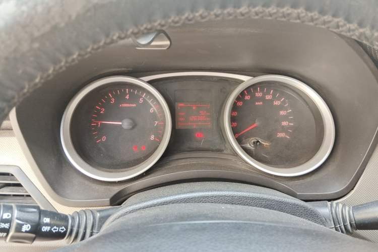 Used Wuling Hongguang 2019 1.5L S Standard Version China VI LAR Instrument Cluster