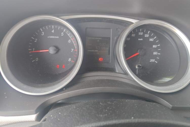Used Wuling Hongguang 2019 1.5L S Comfort Edition China VI LAR Instrument Cluster