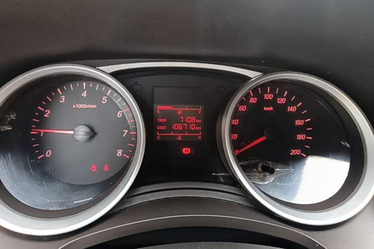 Used Wuling Hongguang 2019 1.5L S Standard Version China VI LAR Instrument Cluster