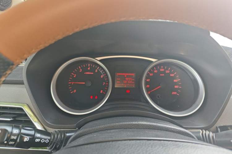 Used Wuling Hongguang 2019 1.5L S Standard Version China VI LAR Instrument Cluster