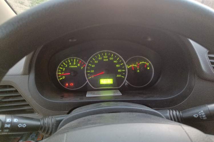 Used Wuling Hongguang 2019 1.5L S Basic Version China VI Standard LAR Instrument Cluster