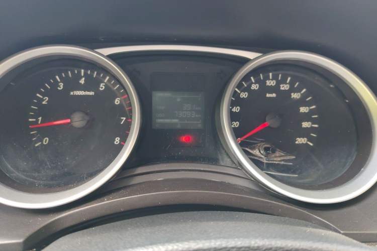 Used Wuling Hongguang 2019 1.5L S Comfort Edition China VI LAR Instrument Cluster