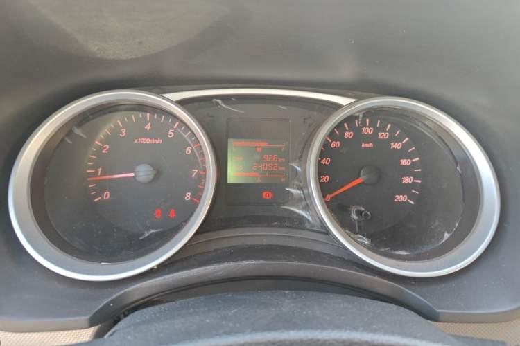 Used Wuling Hongguang 2019 1.5L S Standard Version China VI LAR Instrument Cluster