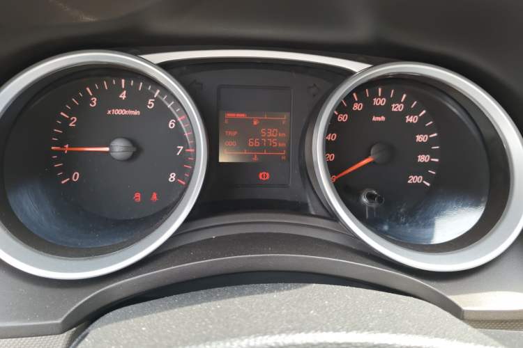 Used Wuling Hongguang 2019 1.5L S Standard Version China VI LAR Instrument Cluster