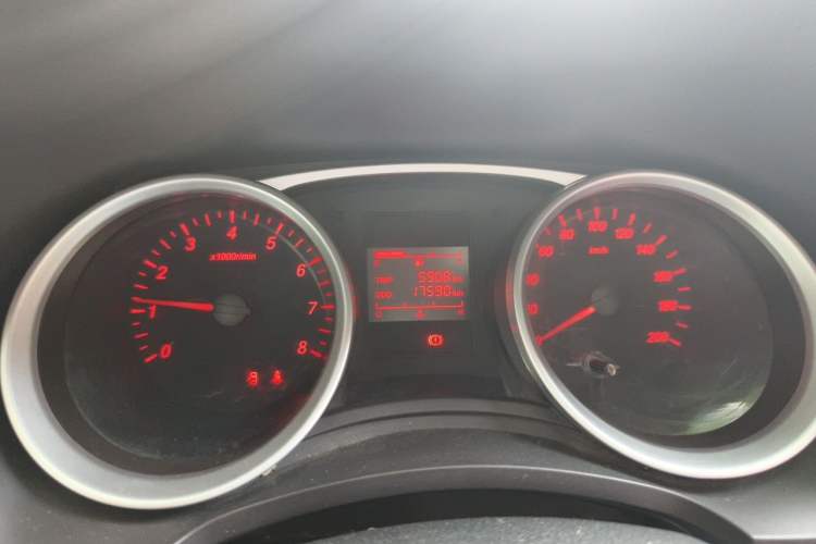 Used Wuling Hongguang 2019 1.5L S Standard Version China VI LAR Instrument Cluster