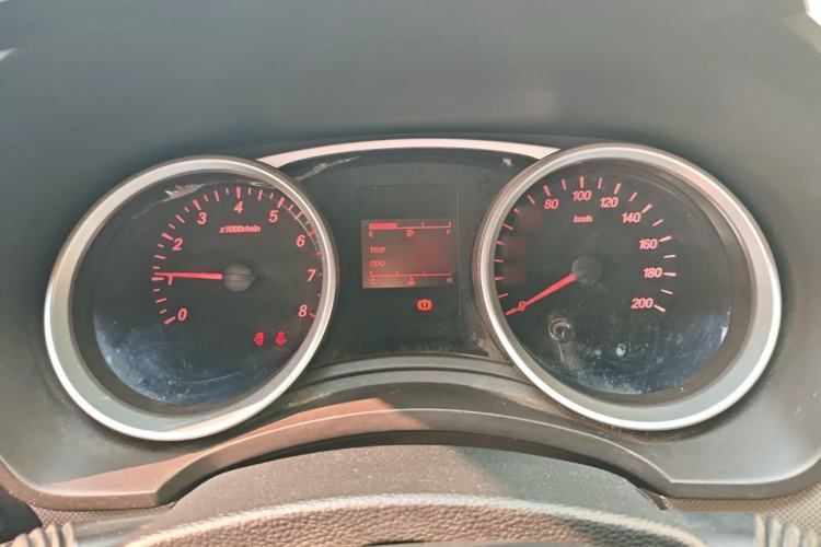 Used Wuling Hongguang 2019 1.5L S Standard Version China VI LAR Instrument Cluster