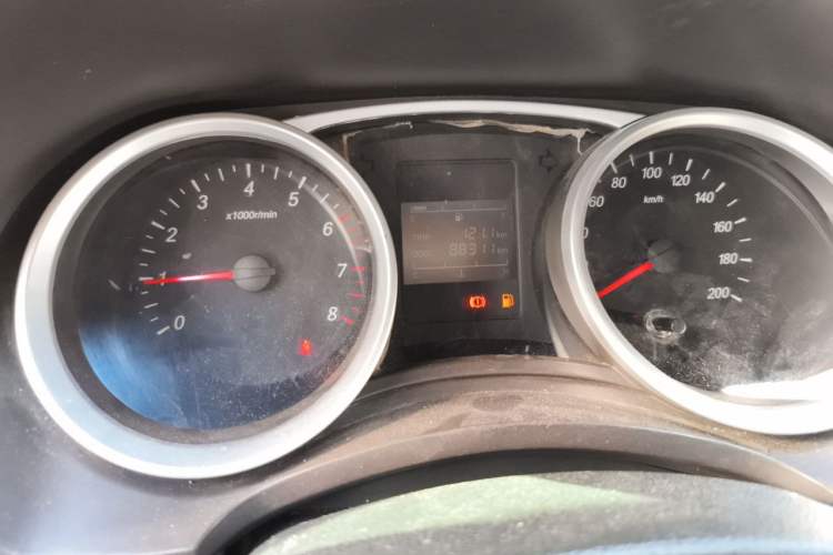 Used Wuling Hongguang 2019 1.5L S Comfort Edition China VI LAR Instrument Cluster
