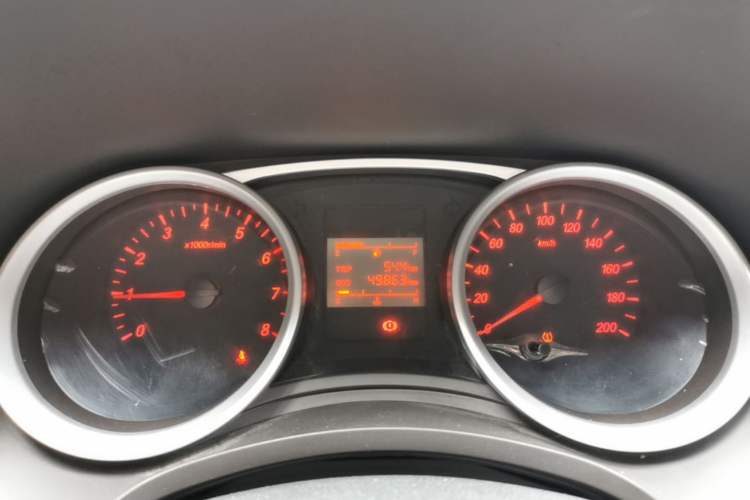 Used Wuling Hongguang 2019 1.5L S Standard Version China VI LAR Instrument Cluster