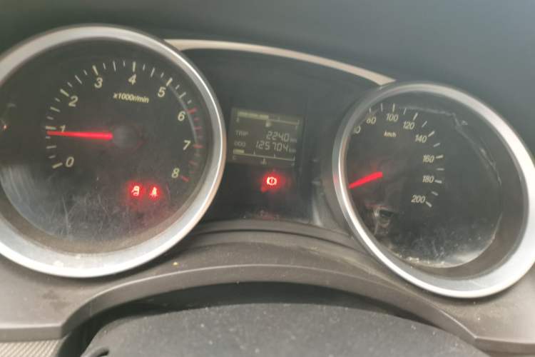 Used Wuling Hongguang 2019 1.5L S Comfort Edition China VI LAR Instrument Cluster