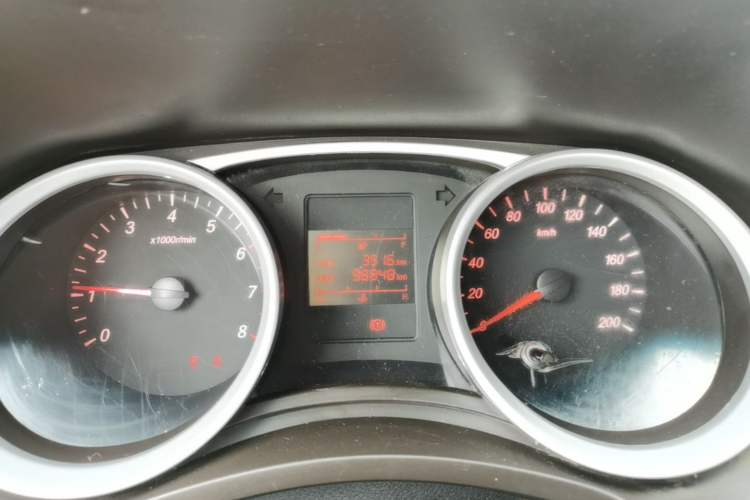 Used Wuling Hongguang 2019 1.5L S Standard Version China VI LAR Instrument Cluster