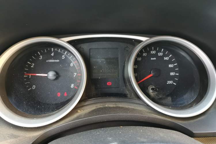 Used Wuling Hongguang 2019 1.5L S Comfort Edition China VI LAR Instrument Cluster