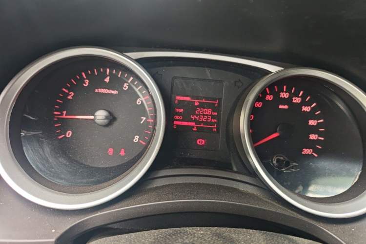 Used Wuling Hongguang 2019 1.5L S Standard Version China VI LAR Instrument Cluster