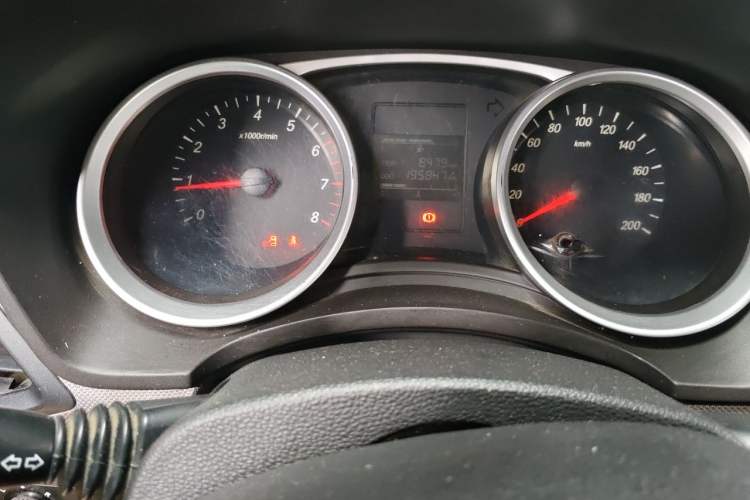 Used Wuling Hongguang 2019 1.5L S Comfort Edition China VI LAR Instrument Cluster
