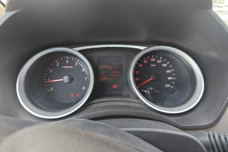 Used Wuling Hongguang 2019 1.5L S Standard Version China VI LAR Instrument Cluster