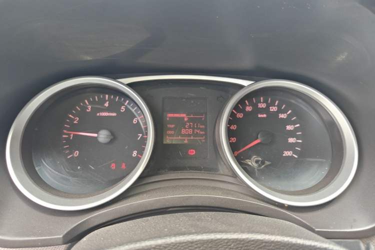 Used Wuling Hongguang 2019 1.5L S Standard Version China VI LAR Instrument Cluster