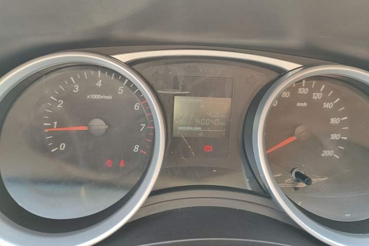 Used Wuling Hongguang 2019 1.5L S Comfort Edition China VI LAR Instrument Cluster