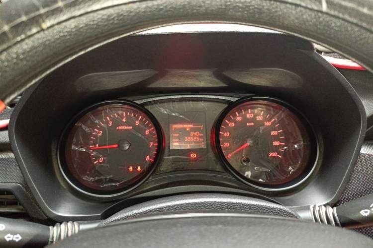 Used Wuling Hongguang 2019 1.5L S Basic Version China VI Standard LAR Instrument Cluster