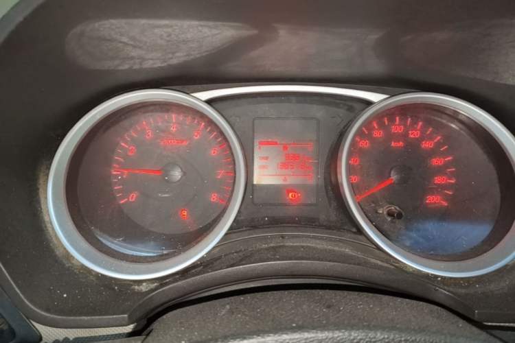 Used Wuling Hongguang 2019 1.5L S Standard Version China VI LAR Instrument Cluster
