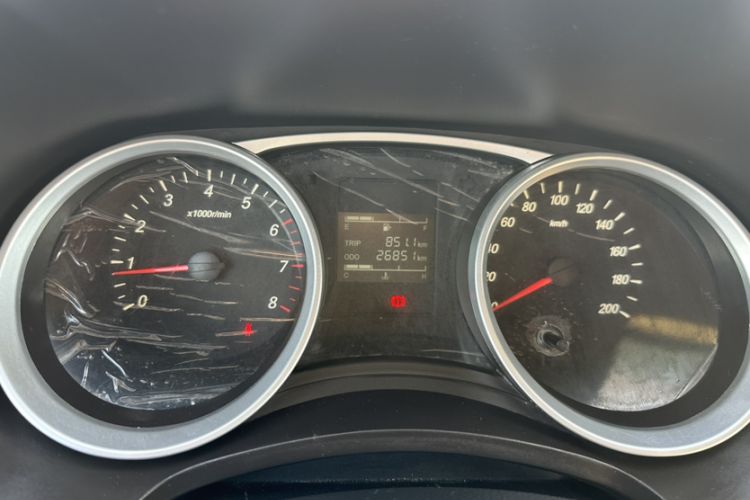 Used Wuling Hongguang 2019 1.5L S Comfort Edition China VI LAR Instrument Cluster