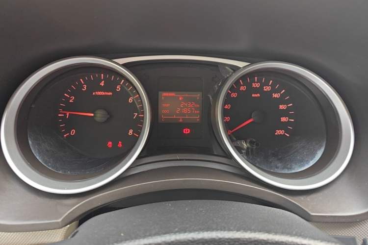 Used Wuling Hongguang 2019 1.5L S Standard Version China VI LAR Instrument Cluster