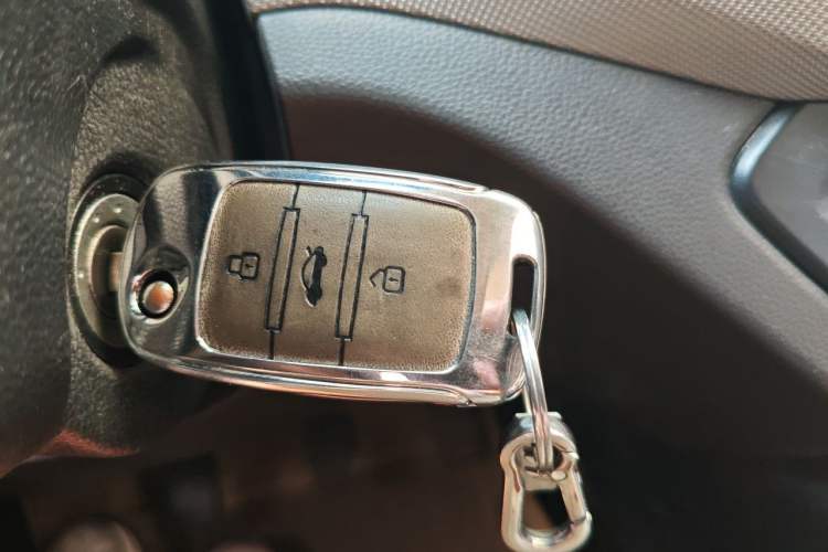 Used Wuling Hongguang 2019 1.5L S Standard Version China VI LAR Interior 1