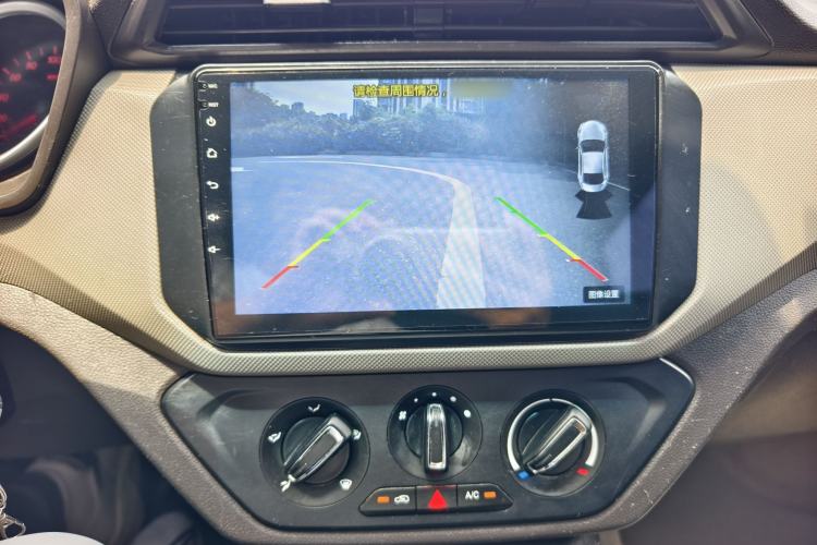 Used Wuling Hongguang 2019 1.5L S Standard Version China VI LAR Interior 4