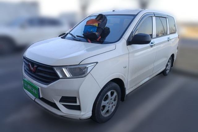 Used Wuling Hongguang 2019 1.5L S Basic Version China VI Standard LAR