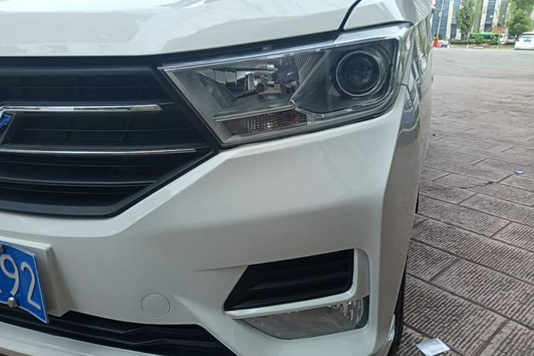 Used Wuling Hongguang 2019 1.5L S Standard Version China VI LAR Left Front Headlight