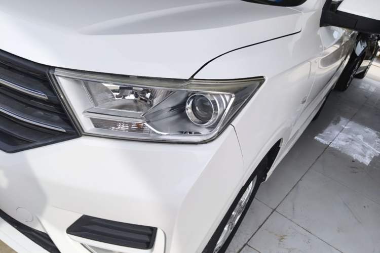 Used Wuling Hongguang 2019 1.5L S Standard Version China VI LAR Left Front Headlight