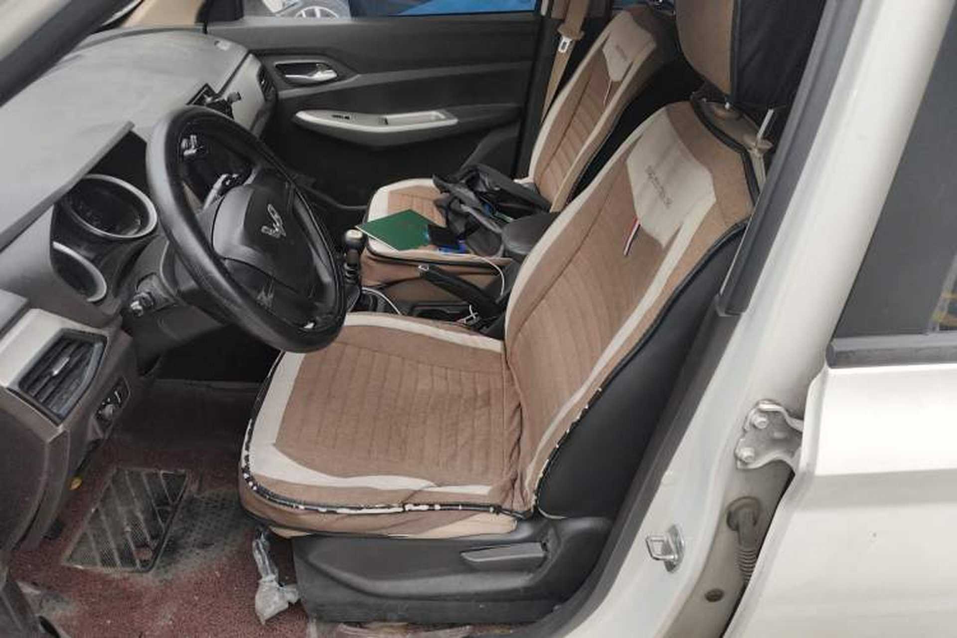 Used Wuling Hongguang 2019 1.5L S Standard Version China VI LAR Left Front Seat