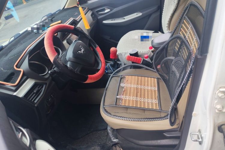 Used Wuling Hongguang 2019 1.5L S Comfort Edition China VI LAR Left Front Seat
