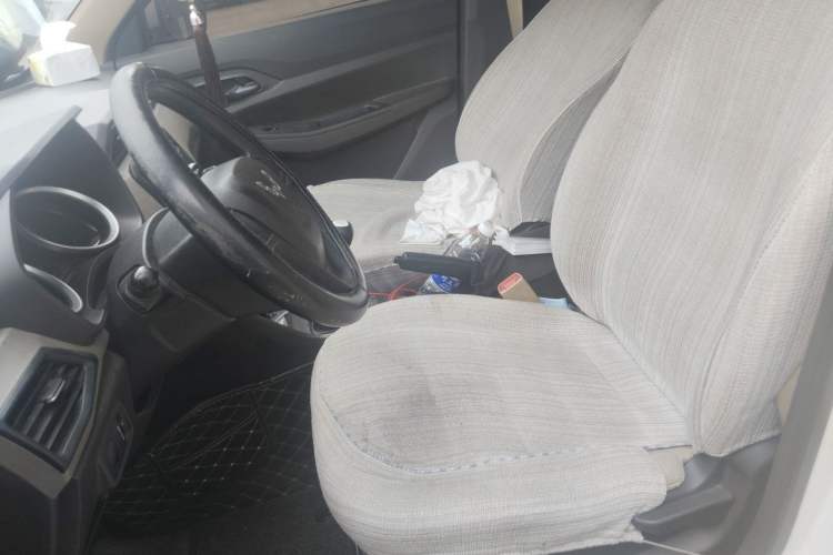 Used Wuling Hongguang 2019 1.5L S Standard Version China VI LAR Left Front Seat