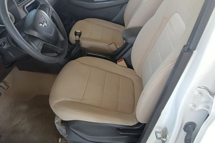 Used Wuling Hongguang 2019 1.5L S Standard Version China VI LAR Left Front Seat