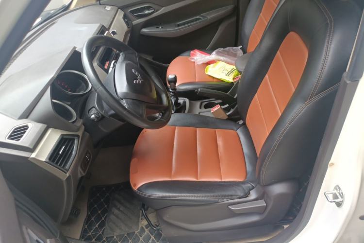 Used Wuling Hongguang 2019 1.5L S Standard Version China VI LAR Left Front Seat