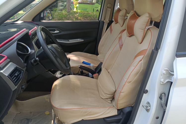 Used Wuling Hongguang 2019 1.5L S Comfort Edition China VI LAR Left Front Seat