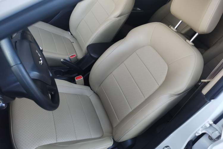 Used Wuling Hongguang 2019 1.5L S Comfort Edition China VI LAR Left Front Seat
