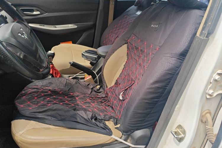 Used Wuling Hongguang 2019 1.5L S Comfort Edition China VI LAR Left Front Seat