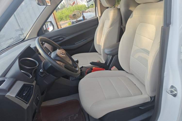 Used Wuling Hongguang 2019 1.5L S Standard Version China VI LAR Left Front Seat