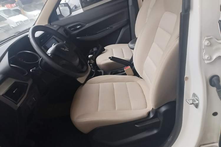 Used Wuling Hongguang 2019 1.5L S Standard Version China VI LAR Left Front Seat