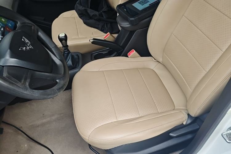Used Wuling Hongguang 2019 1.5L S Comfort Edition China VI LAR Left Front Seat
