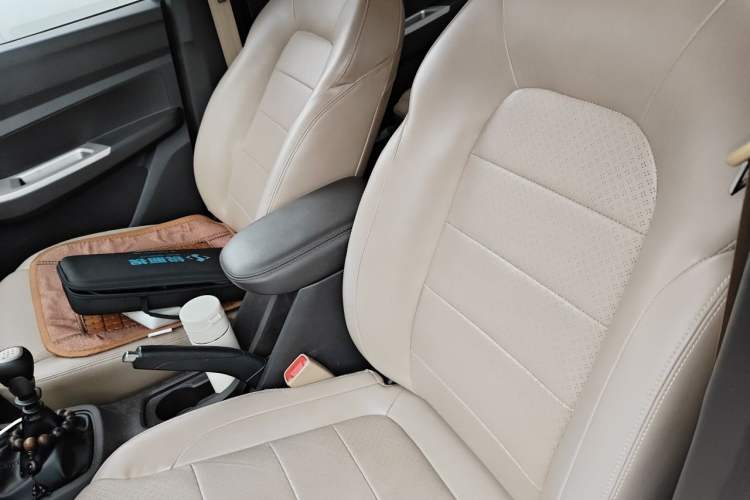 Used Wuling Hongguang 2019 1.5L S Comfort Edition China VI LAR Left Front Seat