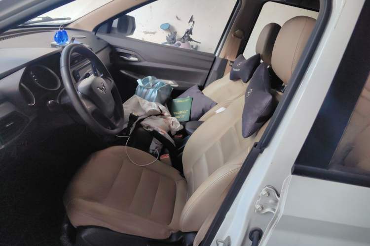 Used Wuling Hongguang 2019 1.5L S Comfort Edition China VI LAR Left Front Seat