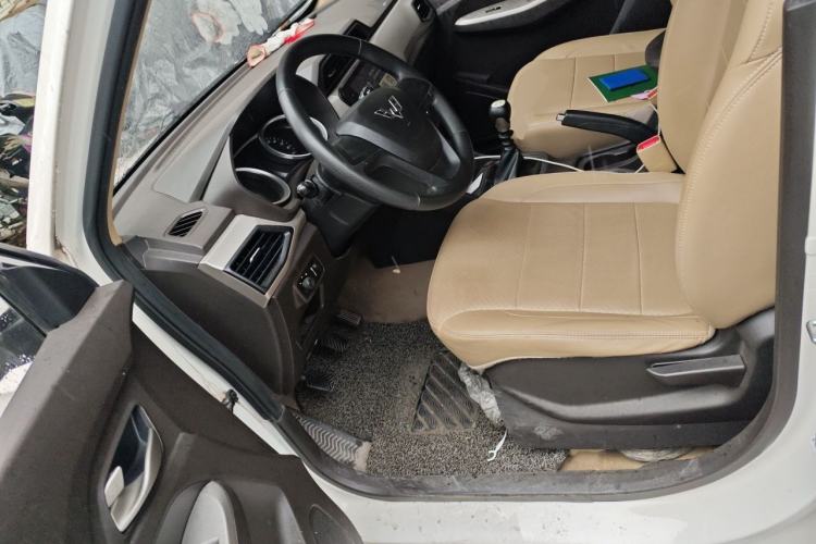 Used Wuling Hongguang 2019 1.5L S Comfort Edition China VI LAR Left Front Seat