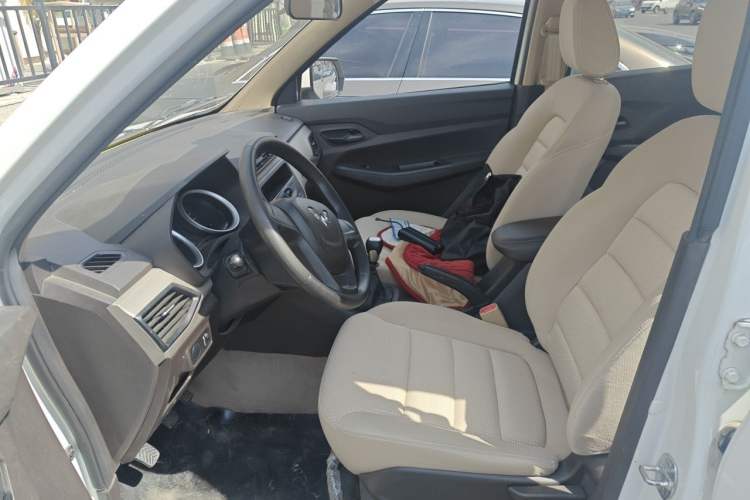 Used Wuling Hongguang 2019 1.5L S Standard Version China VI LAR Left Front Seat