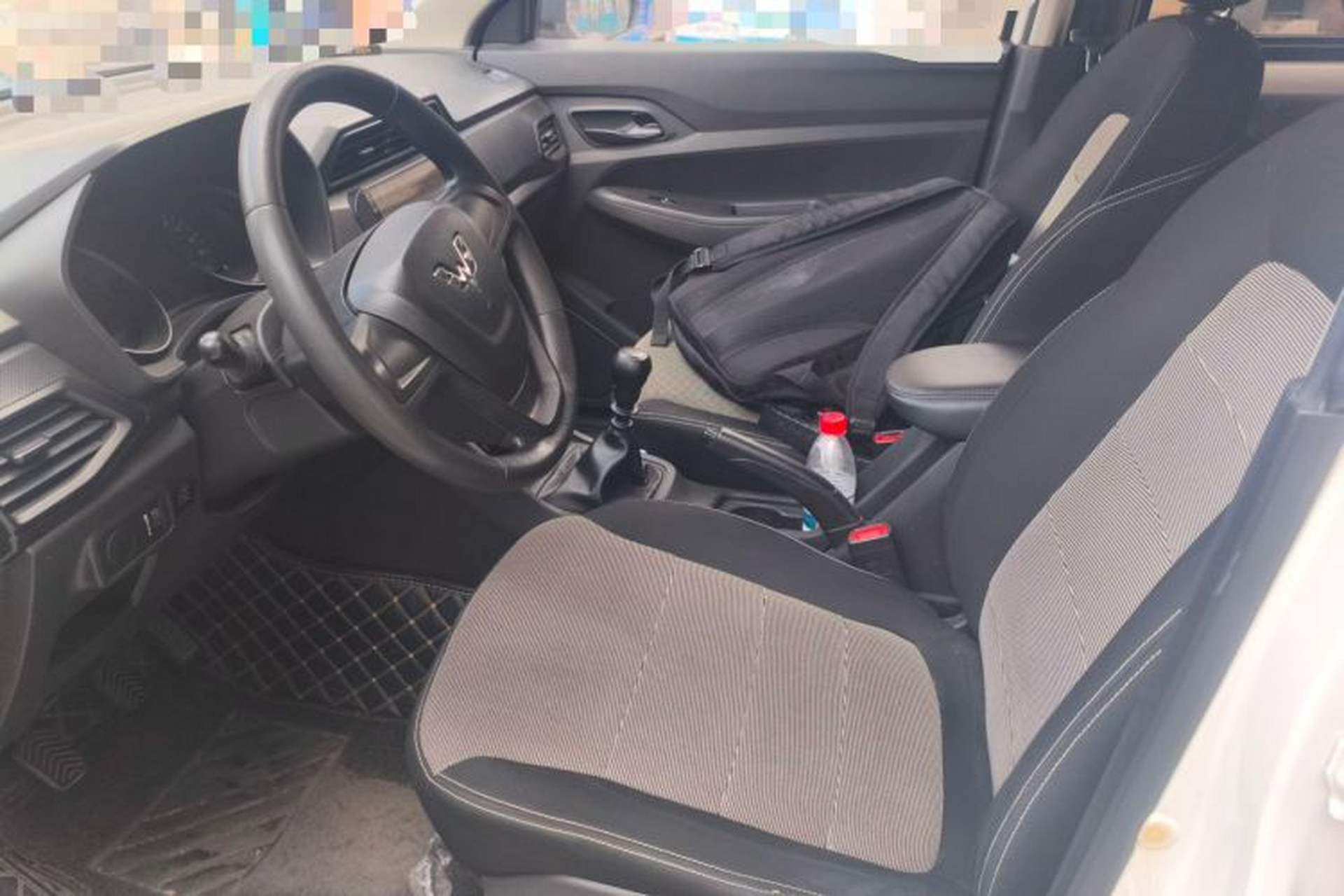 Used Wuling Hongguang 2019 1.5L S Basic Version China VI Standard LAR Left Front Seat