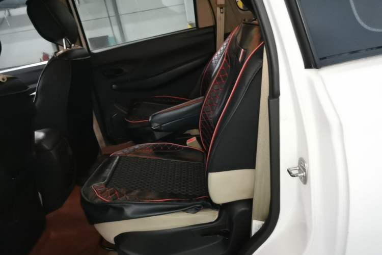 Used Wuling Hongguang 2019 1.5L S Standard Version China VI LAR Left Rear Seat