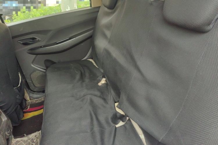 Used Wuling Hongguang 2019 1.5L S Standard Version China VI LAR Left Rear Seat